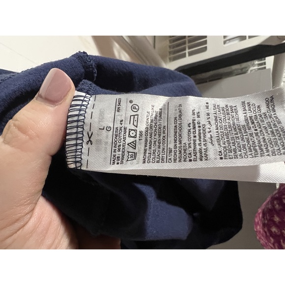 Old Navy Maternity Navy T-Shirt Dress - Size Medium - Picture 3 of 4